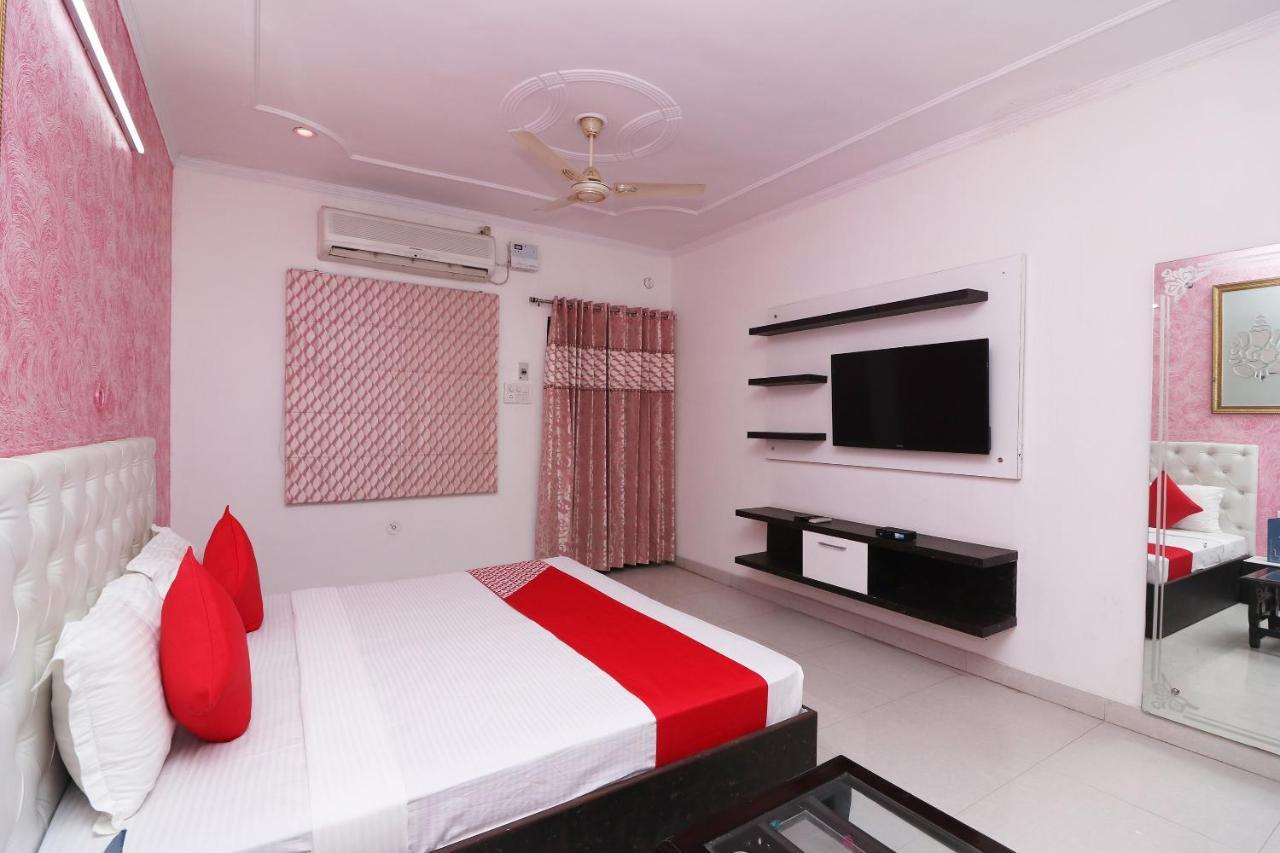 โอโย 30286 โฮเต็ล อิน เวย์ Hotel โซนีปัต ภายนอก รูปภาพ