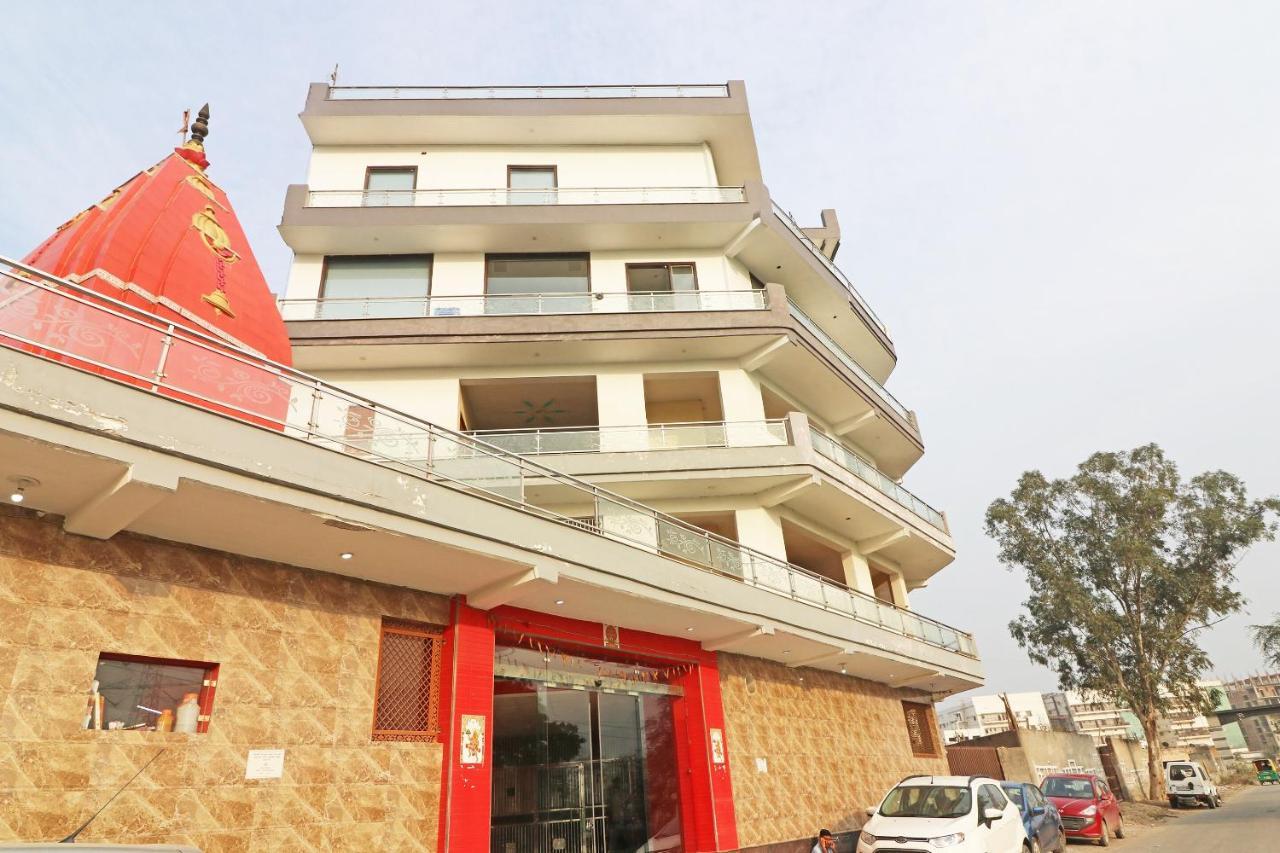 โอโย 30286 โฮเต็ล อิน เวย์ Hotel โซนีปัต ภายนอก รูปภาพ