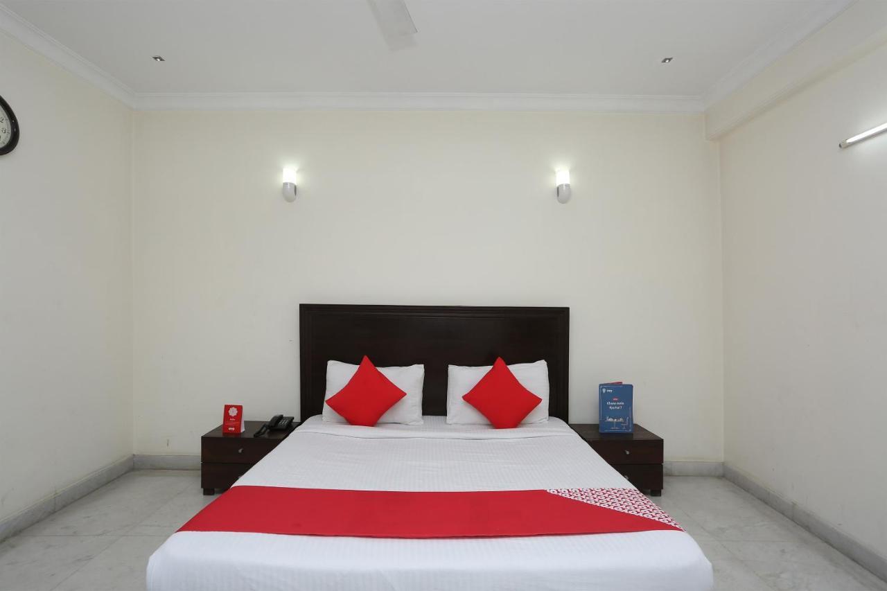 โอโย 30286 โฮเต็ล อิน เวย์ Hotel โซนีปัต ภายนอก รูปภาพ