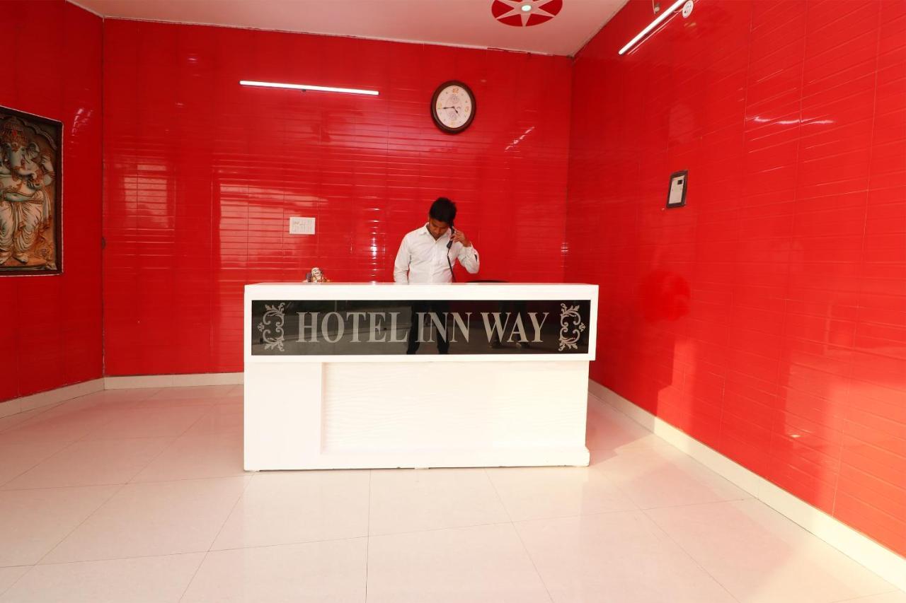 โอโย 30286 โฮเต็ล อิน เวย์ Hotel โซนีปัต ภายนอก รูปภาพ
